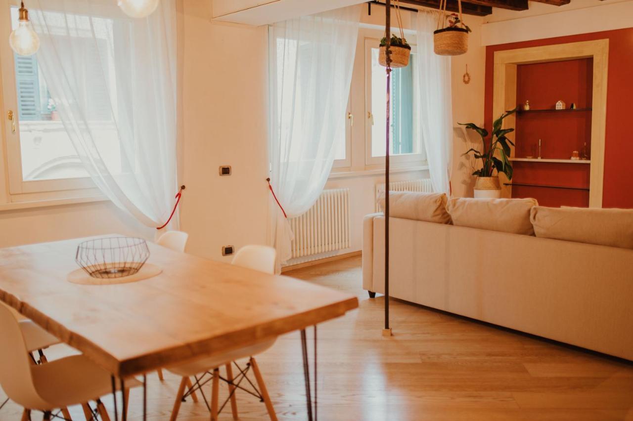 Casa Sgarzarie Exclusive Apartment Verona Bagian luar foto